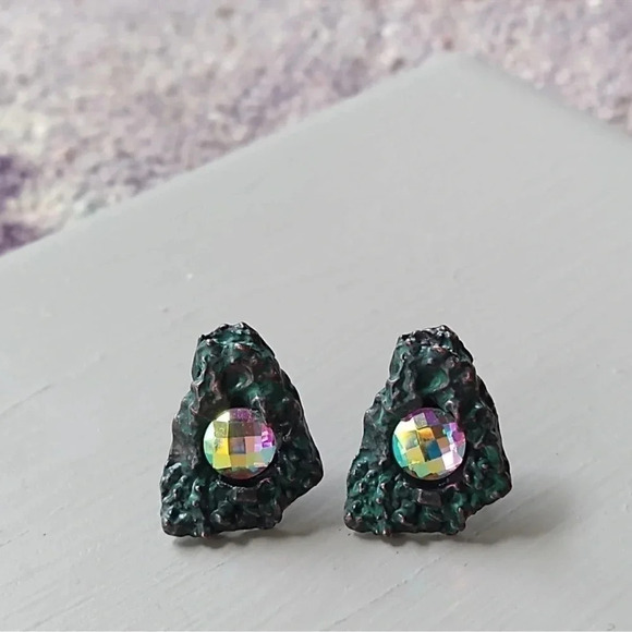 Crystal Stud Earrings Patina Green - Picture 17 of 17